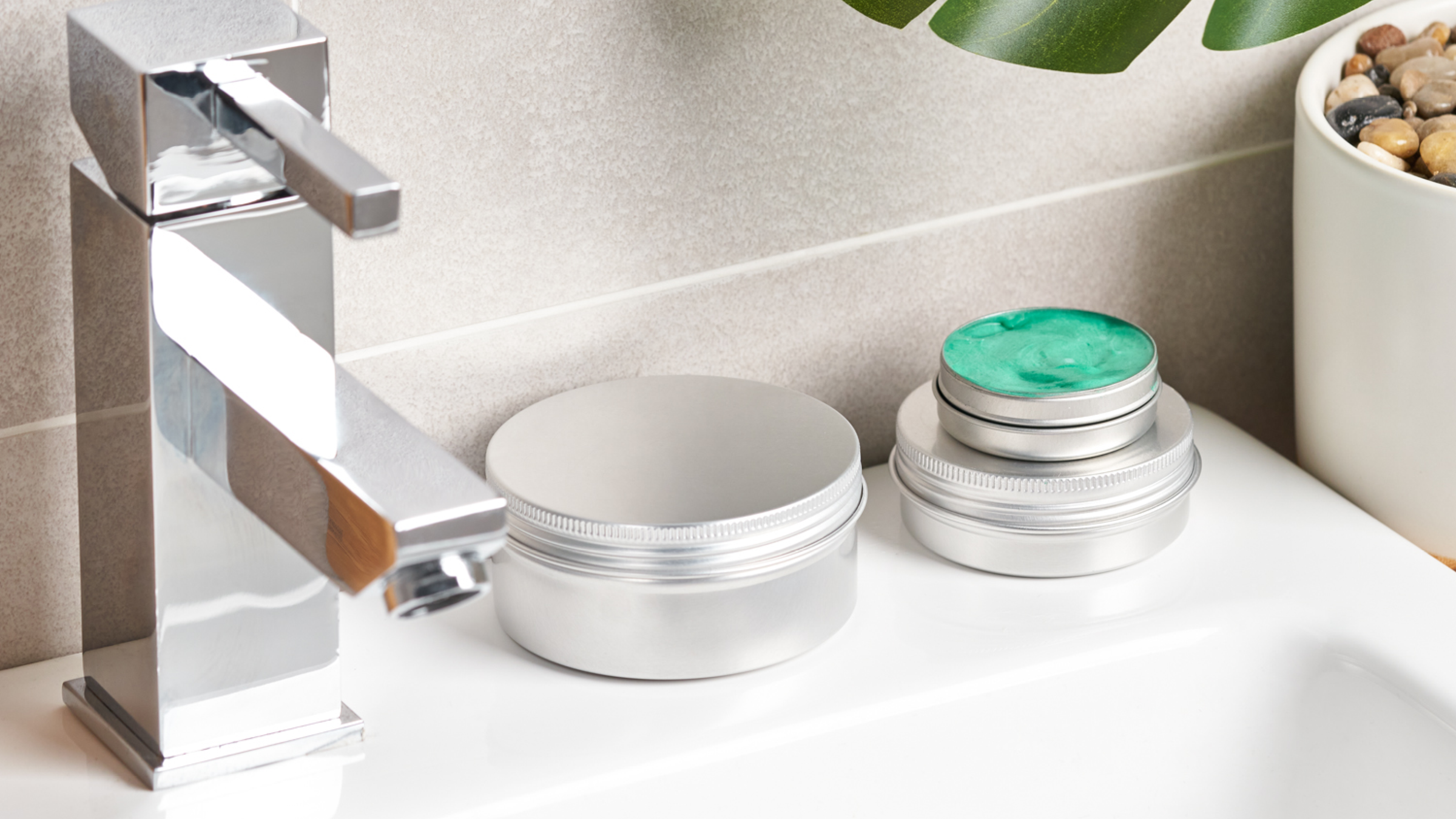 Packaging in alluminio per cosmetica nel vostro bagno.