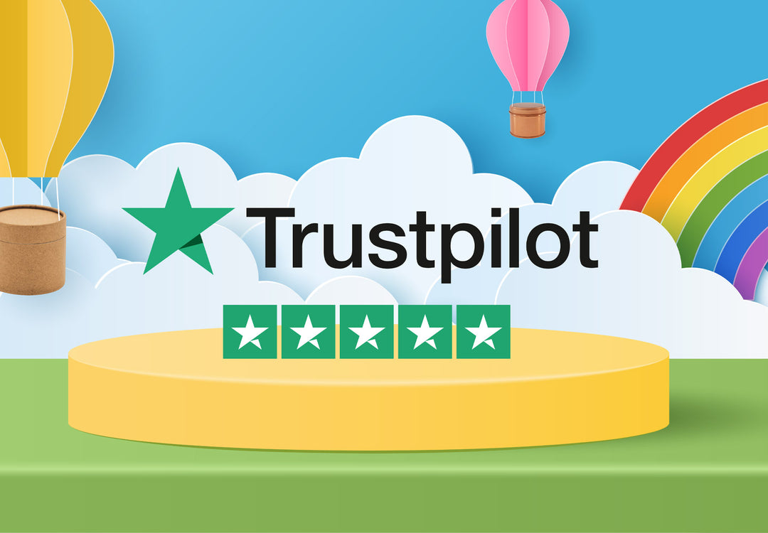 Una immagine che mostra la valutazione a cinque stelle di Tinware Direct su Trustpilot, con barattoli sullo sfondo consegnati su palloncini.